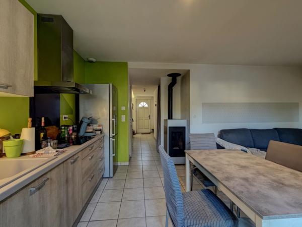 Villeneuve-sur-Lot (47300) Maison de ville rénovée d'environ 83m² , avec jardin et garage