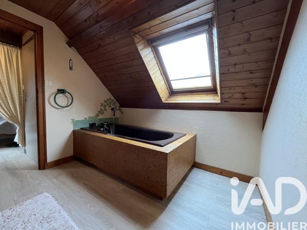 Maison à vendre 4 pièces 118 m² Carhaix-Plouguer