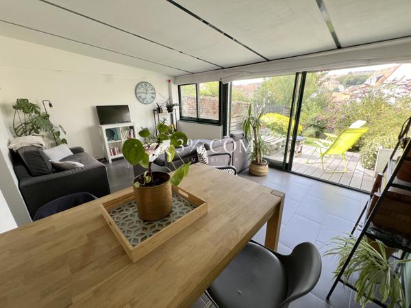 Appartement 4 pièce(s) 2 chambre(s) 61 m²