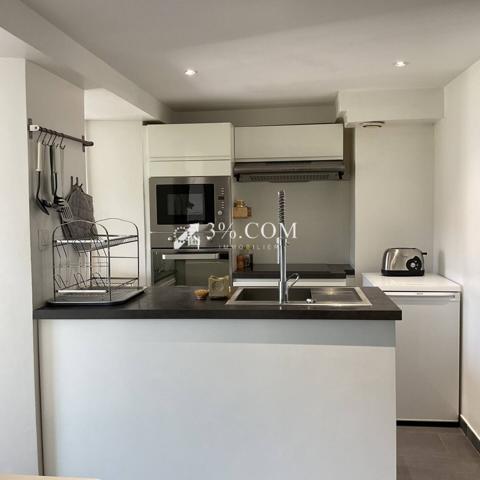 Appartement 4 pièce(s) 2 chambre(s) 61 m²