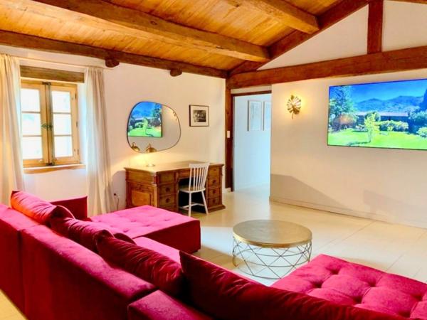 OLETTA – Propriété d’exception en pierre avec piscine et vaste terrain paysager