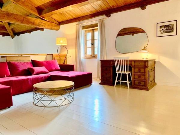 OLETTA – Propriété d’exception en pierre avec piscine et vaste terrain paysager