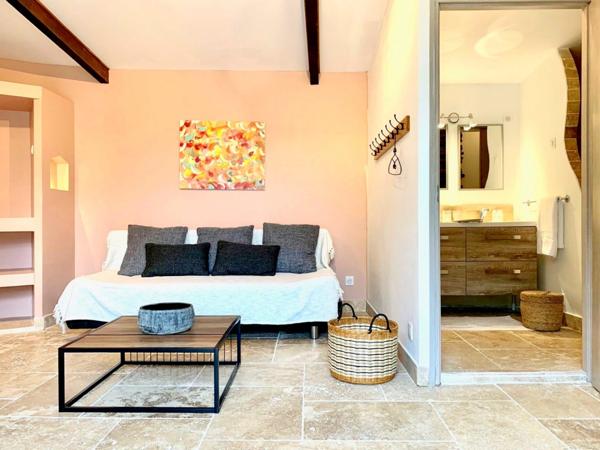 OLETTA – Propriété d’exception en pierre avec piscine et vaste terrain paysager