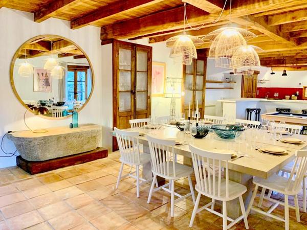 OLETTA – Propriété d’exception en pierre avec piscine et vaste terrain paysager