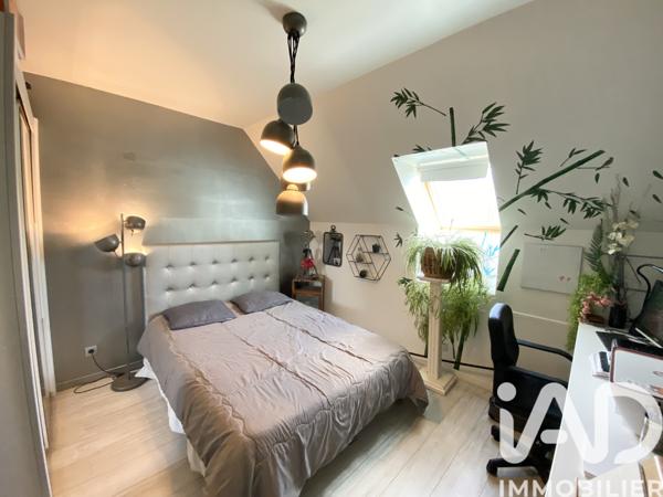 Maison à vendre 6 pièces 125 m² Saint-Fargeau-Ponthierry
