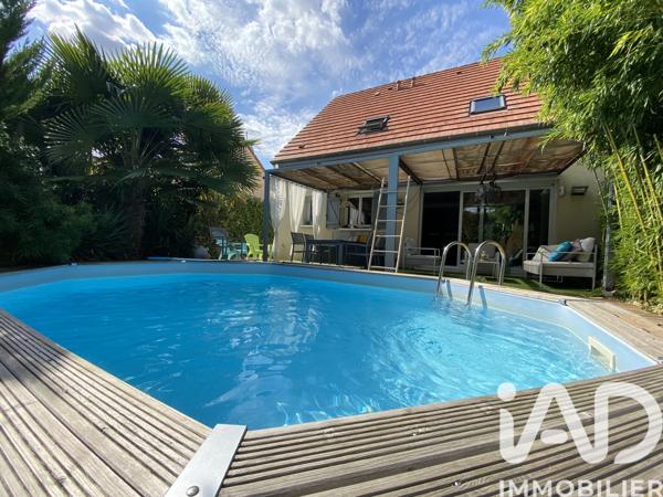 Maison à vendre 6 pièces 125 m² Saint-Fargeau-Ponthierry