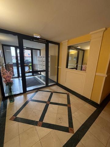 Saint-André-lez-Lille (59350) Appartement lumineux 70 m² 3 pièces - Garage