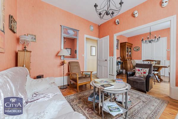 Maison à vendre 6 pièces 126.95m² Chinon (37500)