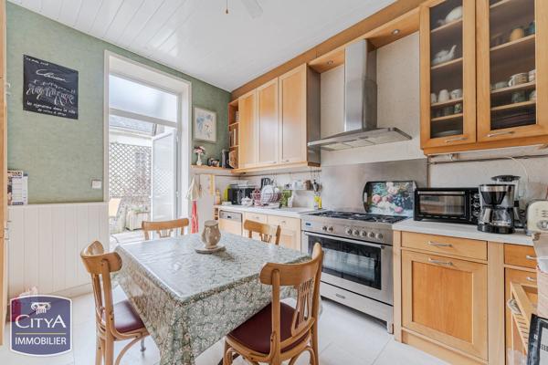 Maison à vendre 6 pièces 126.95m² Chinon (37500)