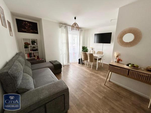 Appartement à louer 2 pièces 38.85m² Le Blanc-Mesnil (93150)