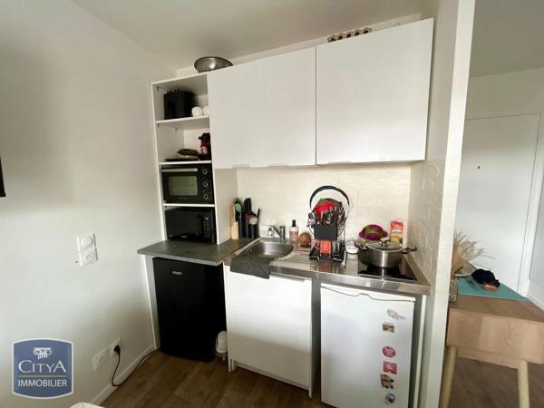 Appartement à louer 2 pièces 38.85m² Le Blanc-Mesnil (93150)