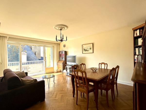 Appartement Saint Servan centre T3 Balcon / Cave / Grenier / Stationnement