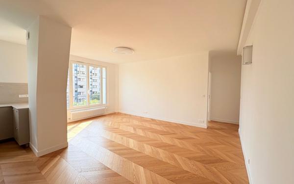 Appartement à vendre    3 pièces • 71,08 m2 Paris 11