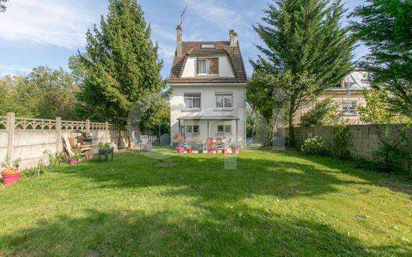 Maison à vendre    5 pièces • 85,53 m2 Chelles