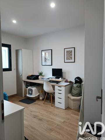 Maison à vendre 4 pièces 125 m² Vinassan