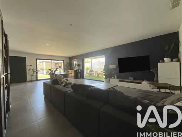 Maison à vendre 4 pièces 125 m² Vinassan