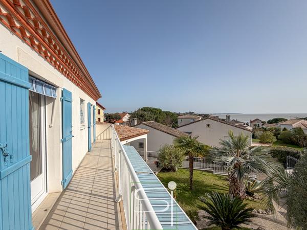 Maison 7 pièce(s) 4 chambre(s) 200 m²