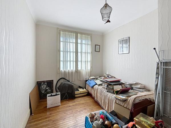 Maison de 79 m² + véranda + 2 garages sur terrain de 360 m² . Secteur Saint-Yves, Nantes