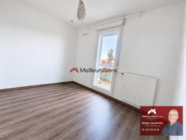 Appartement T3 à louer Villemomble Époque avec terrasse et parking