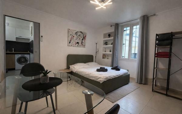 Appartement à vendre    2 pièces • 25 m2 Cannes