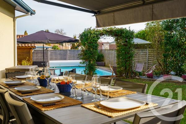 Maison à vendre  5 pièces - 130 m 2   BIDART  - 64