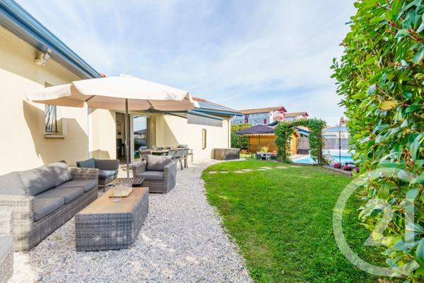 Maison à vendre  5 pièces - 130 m 2   BIDART  - 64