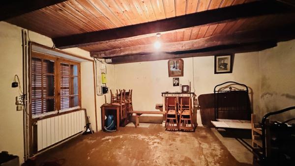 Corps de ferme avec Authenticité et Potentiel Unique à Crozon