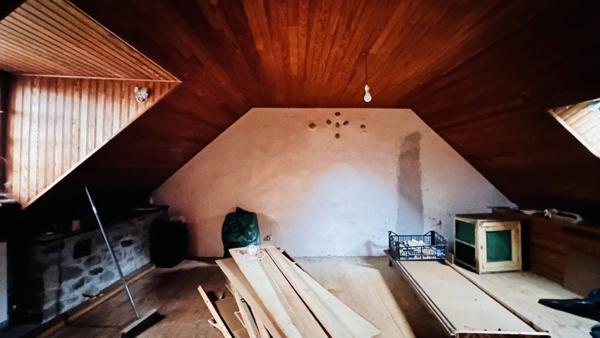 Corps de ferme avec Authenticité et Potentiel Unique à Crozon