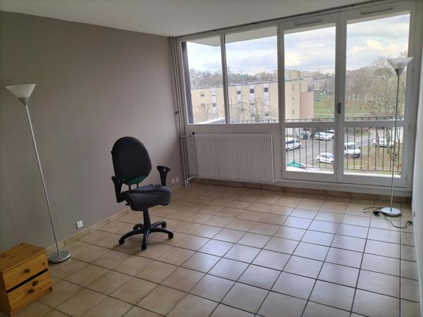 Appartement Cergy 3 pièce(s) 65.20 m2