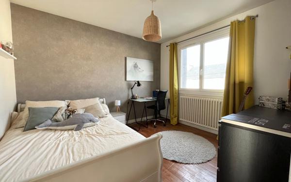 Maison à vendre    5 pièces • 134,86 m2 Carhaix-Plouguer