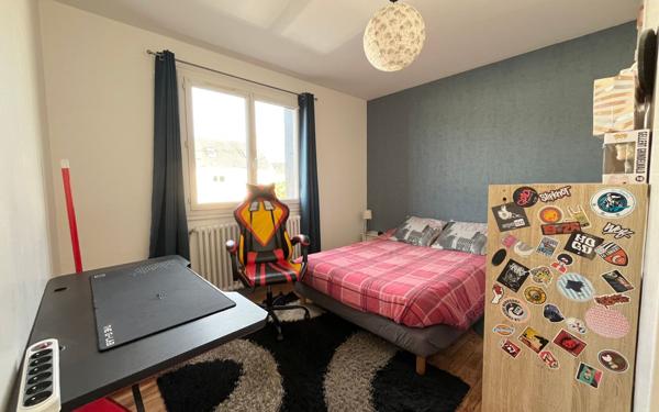 Maison à vendre    5 pièces • 134,86 m2 Carhaix-Plouguer