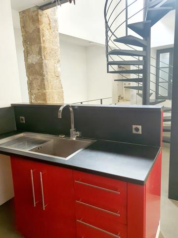 Courthézon (84350) Maison de village 84 m2