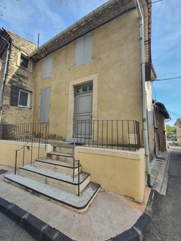 Courthézon (84350) Maison de village 84 m2
