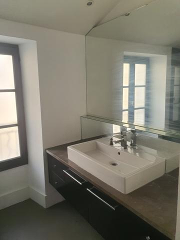 Courthézon (84350) Maison de village 84 m2