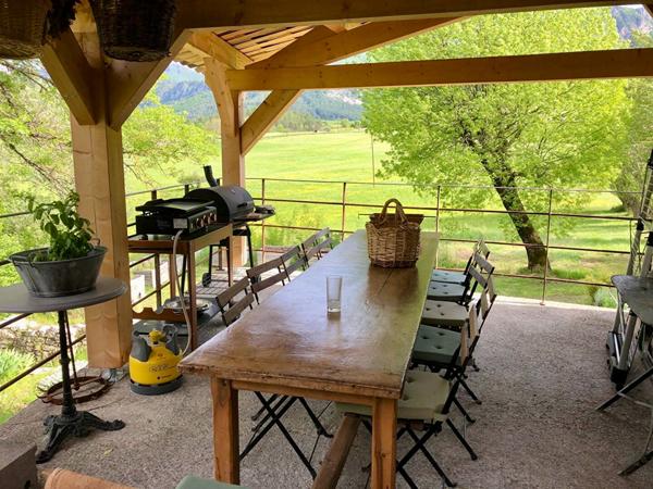 À vendre : Ensemble immobilier de caractère dans les Alpes de haute Provence