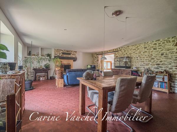 Pluvigner (56330) Longère de charme à Pluvigner