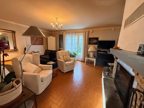 Maison à vendre 3 pièces LE LUC (83)