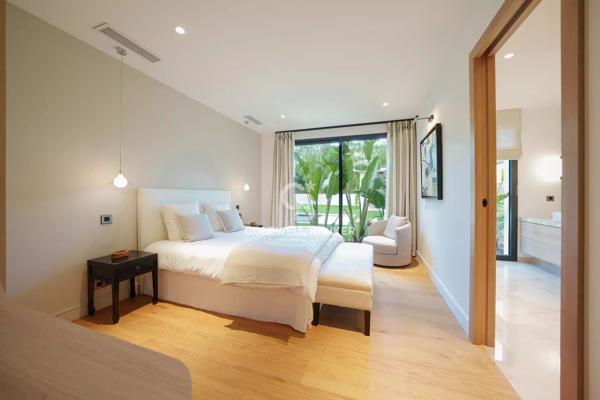 Villa 11 pièces à vendre Mougins - 06250 / Réf: Edouarda