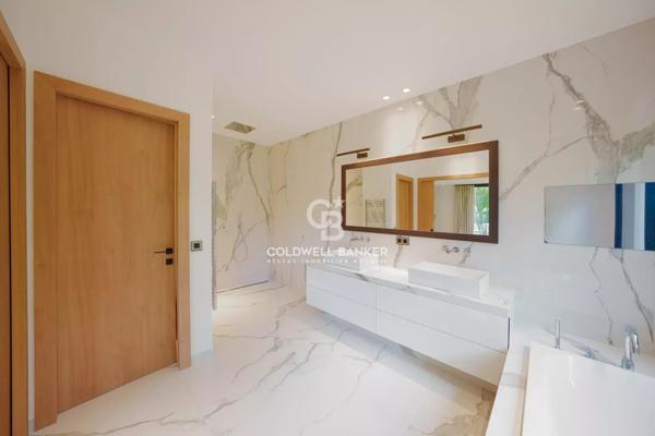 Villa 11 pièces à vendre Mougins - 06250 / Réf: Edouarda