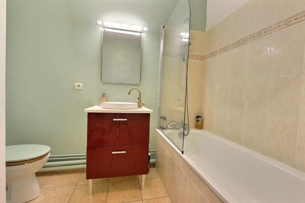 Villeneuve La Garenne - Duplex 4 pièces de 109.28 m2 avec balcons + box