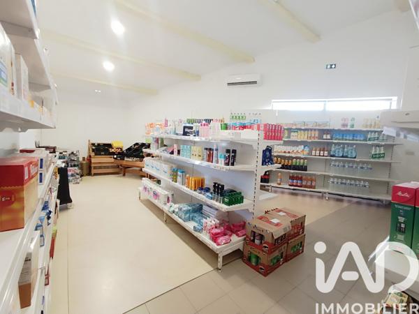 Alimentation​ à vendre 90 m² Comps