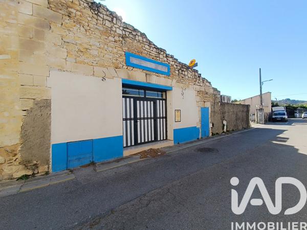 Alimentation​ à vendre 90 m² Comps