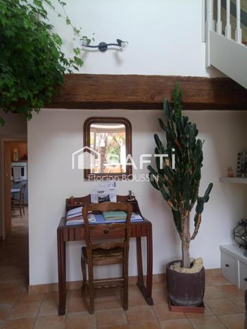 Maison de ville au calme