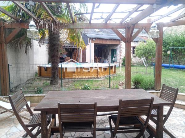 Maison de ville au calme