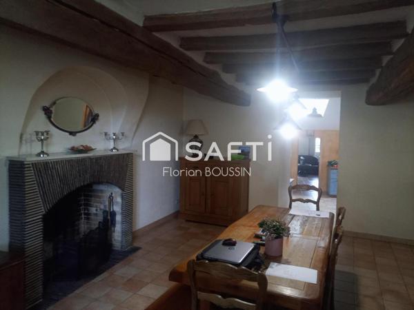 Maison de ville au calme