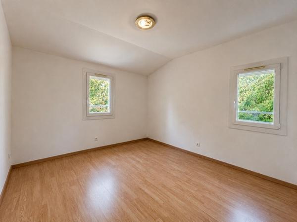 Maison à vendre 308 000 € Vaulx-Milieu 5 p 98 m² DPE D