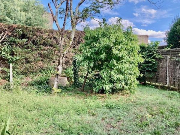 MAISON AVEC JARDIN COEUR DE VILLAGE