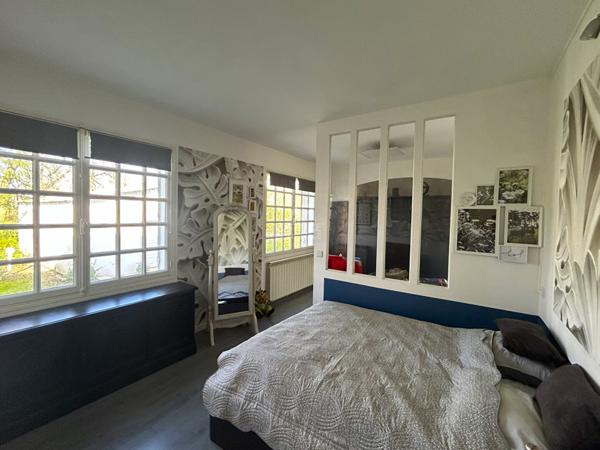 Maison Verneuil Sur Seine 9 pièce(s) 215 m2 €705 000 ** - Référence 1477