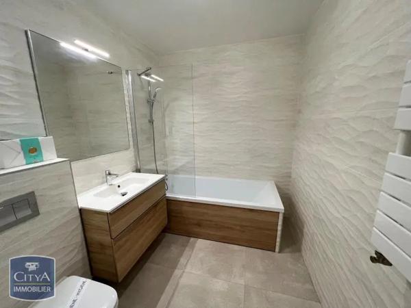 Appartement à louer 2 pièces 40.4m²