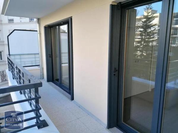 Appartement à louer 2 pièces 40.4m²